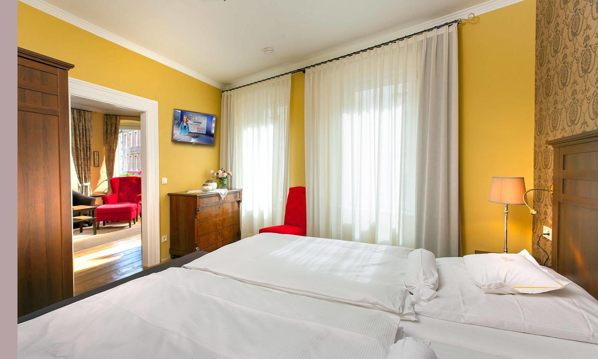 Boutique-Hotel Moseltor Traben-Trarbach Ngoại thất bức ảnh